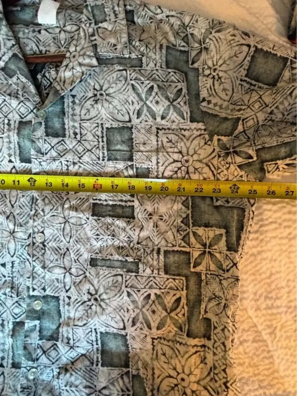 Vintage Hilo Hattie The Hawaiian Original Shirt Green Tapa Block Print Men's XL